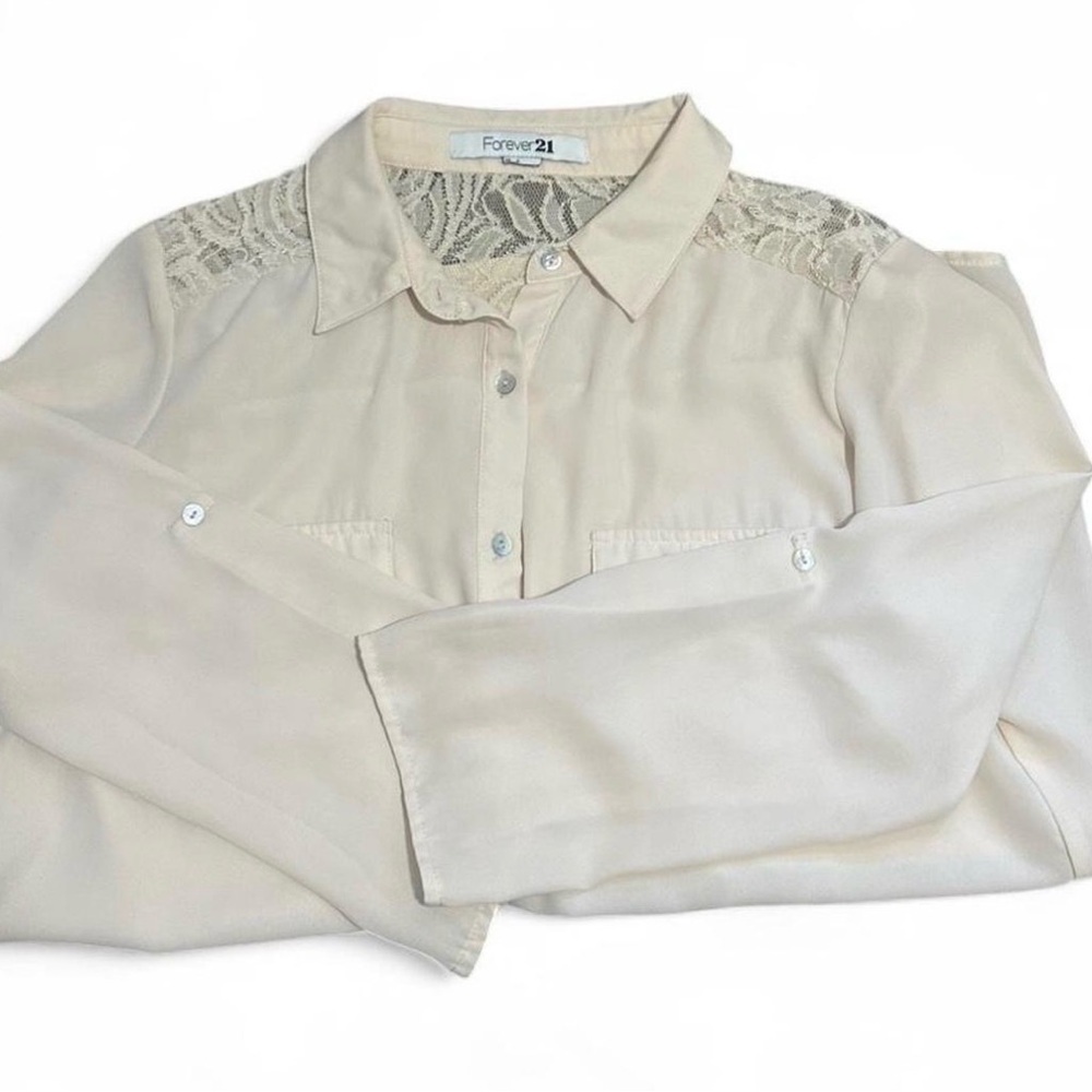 Forever 21 Lace Collared Button-Up Blouse 3/4 Sleeve Size S - *Read description - Picture 3 of 5
